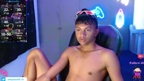 Snapshot of loistwink_1 chatting on 02.24.25 LOUIS online show from 02.24.25