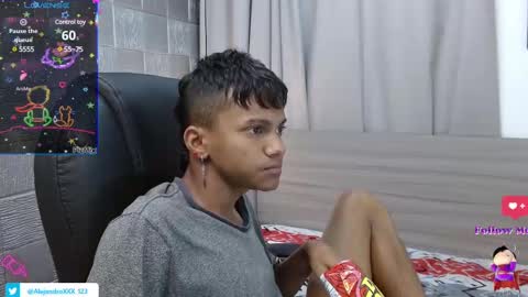 Snapshot of loistwink_1 chatting on 02.25.25 LOUIS online show from 02.25.25