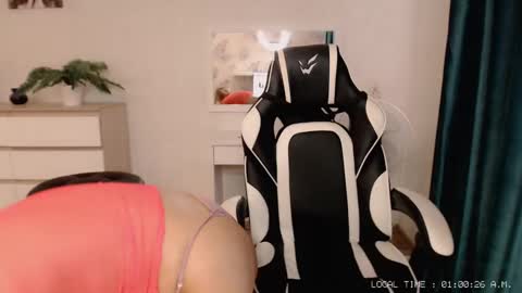  Lola  online show from 01.16.25