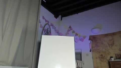 lola_belgium online show from 03.03.25