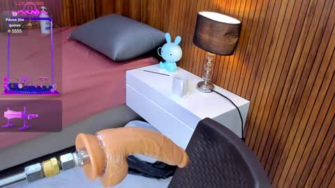 lola online show from 01.22.25