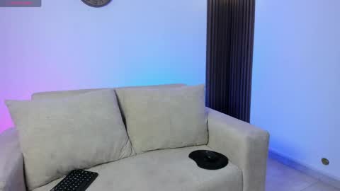 Snapshot of lola_doll7 chatting on 05.19.26 marxi love online show from 05.19.26