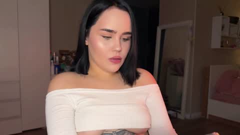 lola_razee online show from 07.04.26