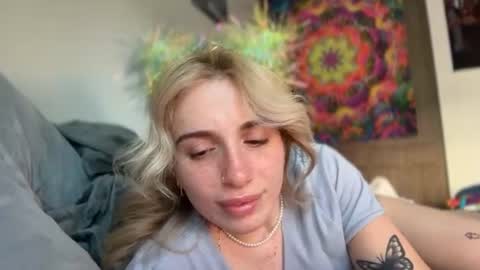 Snapshot of lolaa555 chatting on 06.29.26 lolaa555 online show from 06.29.26