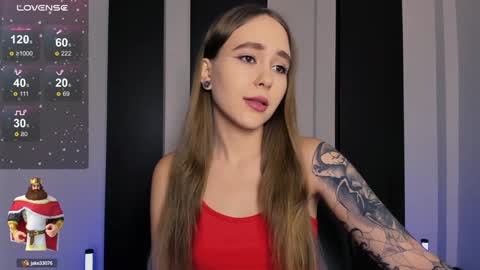 Lola3 online show from 01.14.25