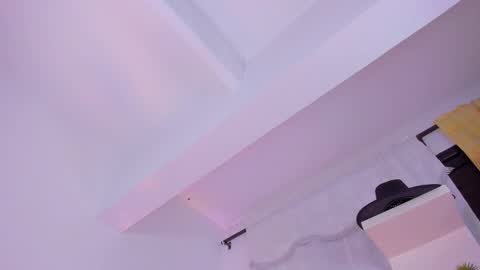 LolaCoper online show from 02.16.25