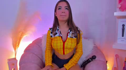 LolaCoper online show from 02.16.25