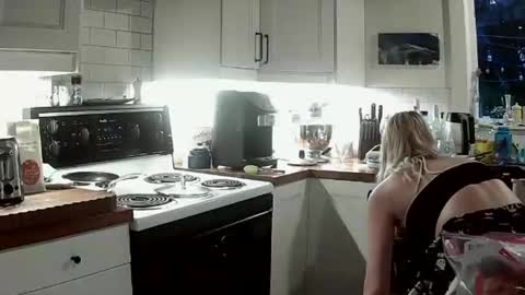 Snapshot of lolalixx6969 chatting on 09.27.25 Lola Lixx online show from 09.27.25