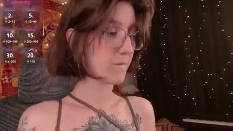 Snapshot of lolami_ chatting on 07.15.26 lolami_ online show from 07.15.26