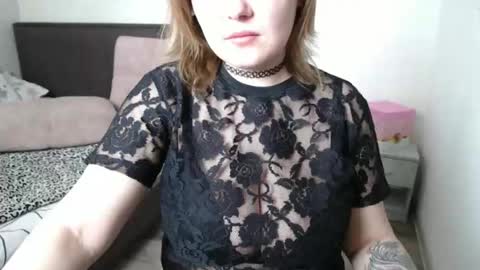 Snapshot of lolamyr chatting on 02.20.26 kiss online show from 02.20.26