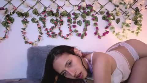  Lola  online show from 09.12.25