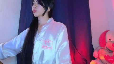 Snapshot of lolifantasy chatting on 05.19.26 Rya DKhrt online show from 05.19.26