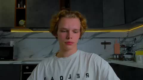 Kenndi online show from 07.14.26
