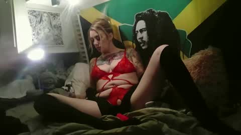 Snapshot of lollipop256080 chatting on 11.29.25 Lollipop Queen online show from 11.29.25