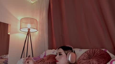 Lolly  online show from 12.23.25