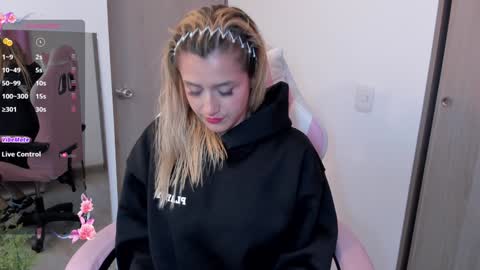 Lolly online show from 12.31.24