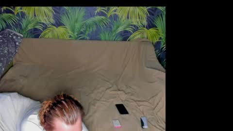Snapshot of lolnoillimsary chatting on 07.24.26 Nelis online show from 07.24.26