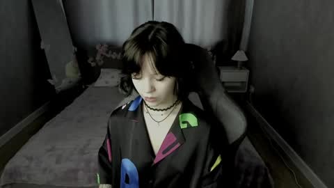 Snapshot of loly_cuttie chatting on 05.10.26 Loly online show from 05.10.26