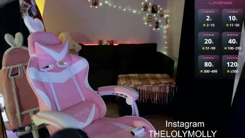 Molli online show from 12.11.24