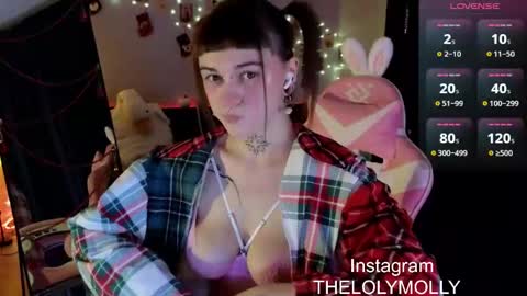 Molli online show from 12.24.24