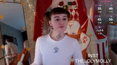 Molli online show from 11.01.25