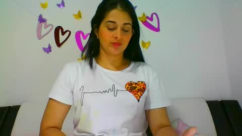 Snapshot of lomaslindosoyyo chatting on 02.16.25 estehfania online show from 02.16.25
