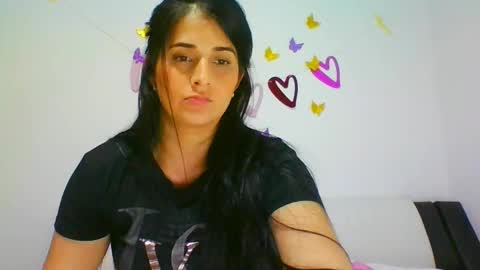 Snapshot of lomaslindosoyyo chatting on 02.22.25 estehfania online show from 02.22.25