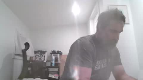 Snapshot of loml44 chatting on 05.10.26 THE SEXIEST MAN ALIVE online show from 05.10.26