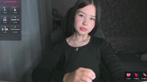 Snapshot of lonalye chatting on 09.09.25 lona online show from 09.09.25