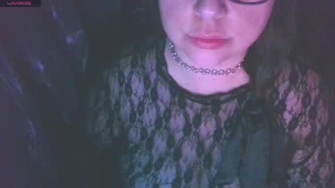 Snapshot of lonelyhousewifemilf chatting on 05.29.26 lonelymilfy online show from 05.29.26