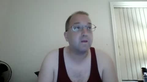 Snapshot of lonelyman91775 chatting on 06.13.26 Lonely Man online show from 06.13.26