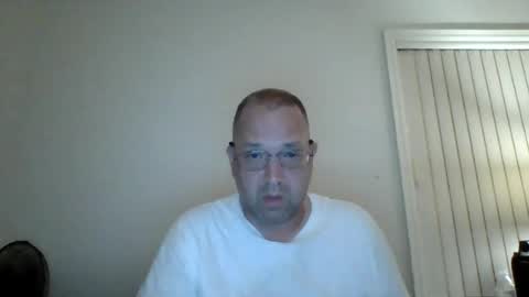 Snapshot of lonelyman91775 chatting on 06.27.26 Lonely Man online show from 06.27.26