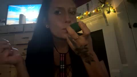 Snapshot of lonelymilfxoxo chatting on 05.22.26 lonelymilfxoxo online show from 05.22.26