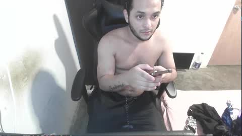 Marvin Santiago online show from 11.08.25