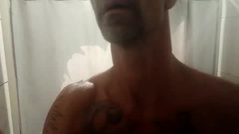 longdonglouie47 online show from 09.10.25