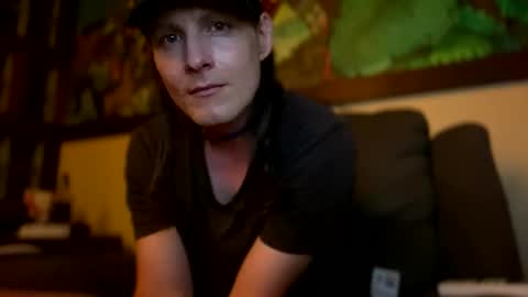 Snapshot of longhotlegs chatting on 12.02.24 Nobody online show from 12.02.24