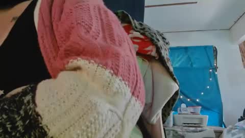 Londoncashmere69  online show from 12.07.24