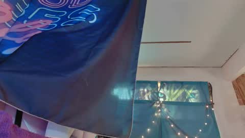 Londoncashmere69  online show from 12.10.24