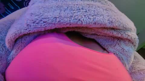 Londoncashmere69  online show from 01.22.25