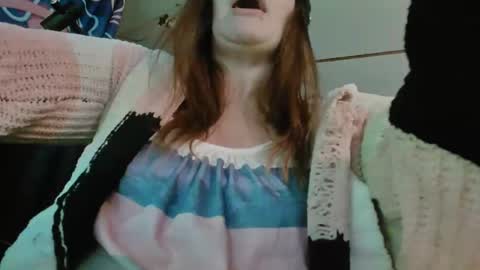 Londoncashmere69  online show from 03.04.25