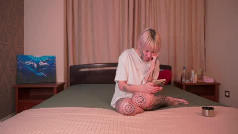  Adele Ellie and Lou   Sally Dana and Bonnie online show from 11.26.25