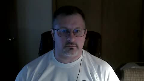 Snapshot of lookin75 chatting on 01.17.26 lookin75 online show from 01.17.26