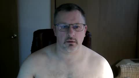 Snapshot of lookin75 chatting on 03.05.26 lookin75 online show from 03.05.26