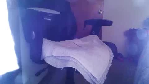 lookingforcougars500 online show from 11.30.25