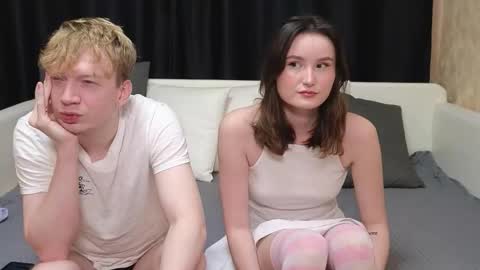 Jean and Isa right couple Mark and Eva left couple online show from 11.22.25