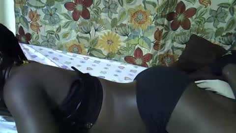 Snapshot of lora_amor chatting on 02.26.26 lora_amor online show from 02.26.26