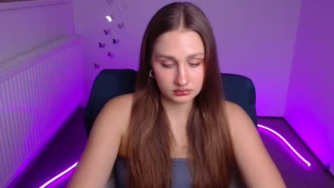 Lora online show from 09.10.25