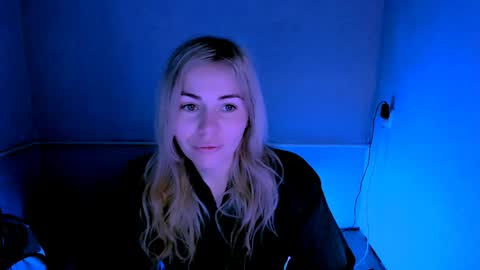 Lora online show from 04.14.26