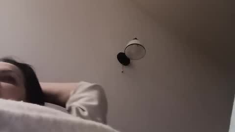 Snapshot of loraflame chatting on 12.24.24 Lora online show from 12.24.24