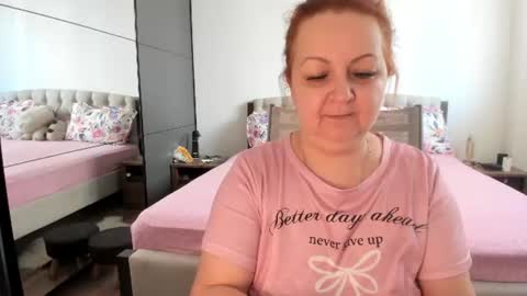 Snapshot of loraflame chatting on 07.15.26 Lora online show from 07.15.26